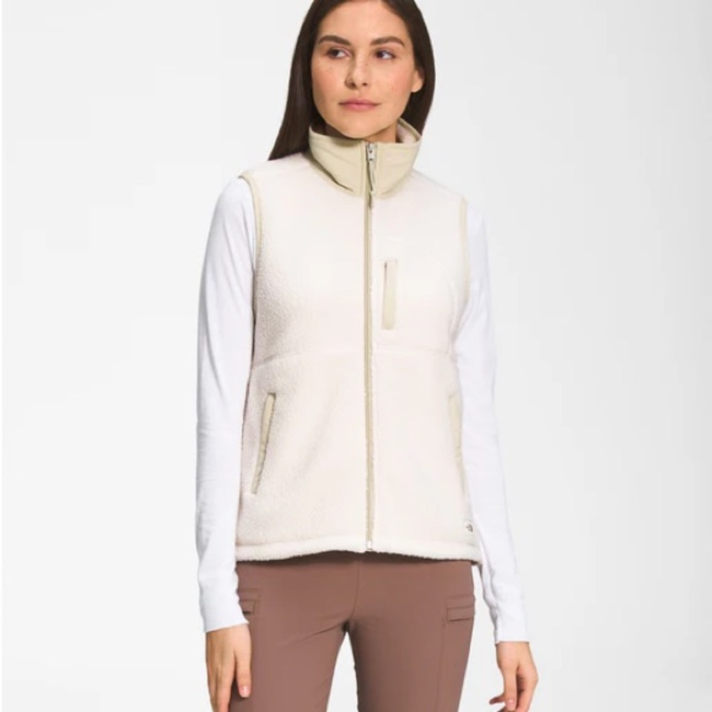 The North Face Women’s Cragmont Cream Fleece